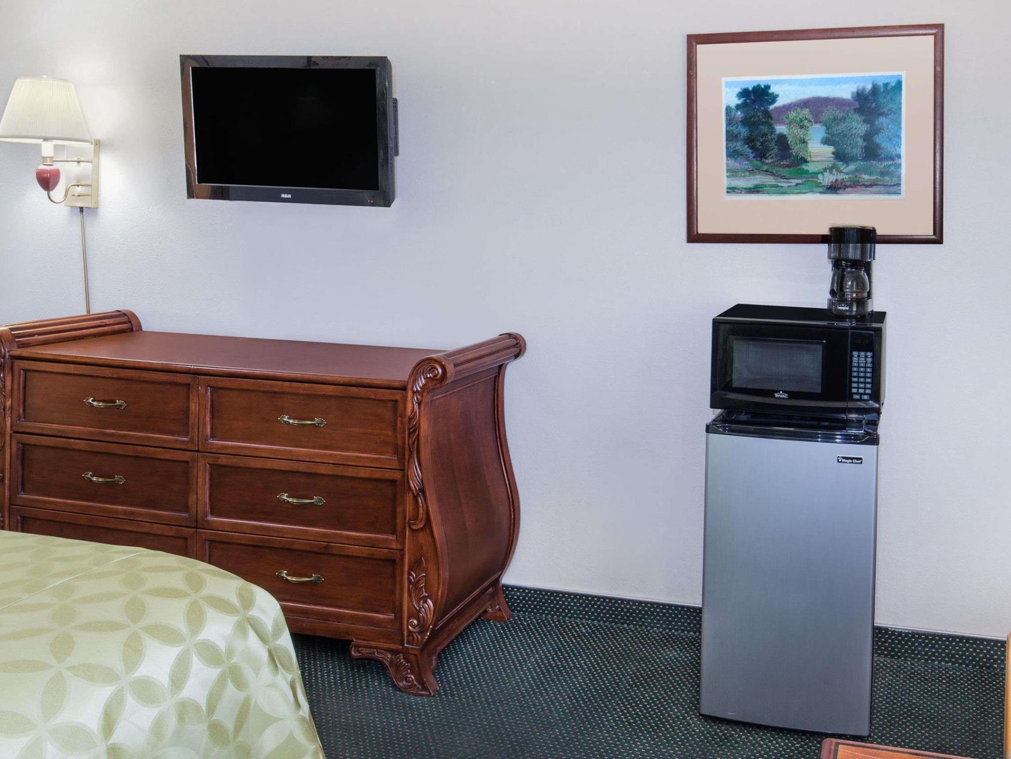 Days Inn By Wyndham Ontario Airport Buitenkant foto