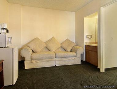 Days Inn By Wyndham Ontario Airport Kamer foto