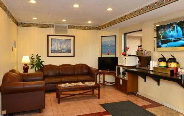 Days Inn By Wyndham Ontario Airport Buitenkant foto